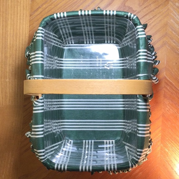 Longaberger 1998 small market basket with protector insert, green/white liner - Picture 2 of 13